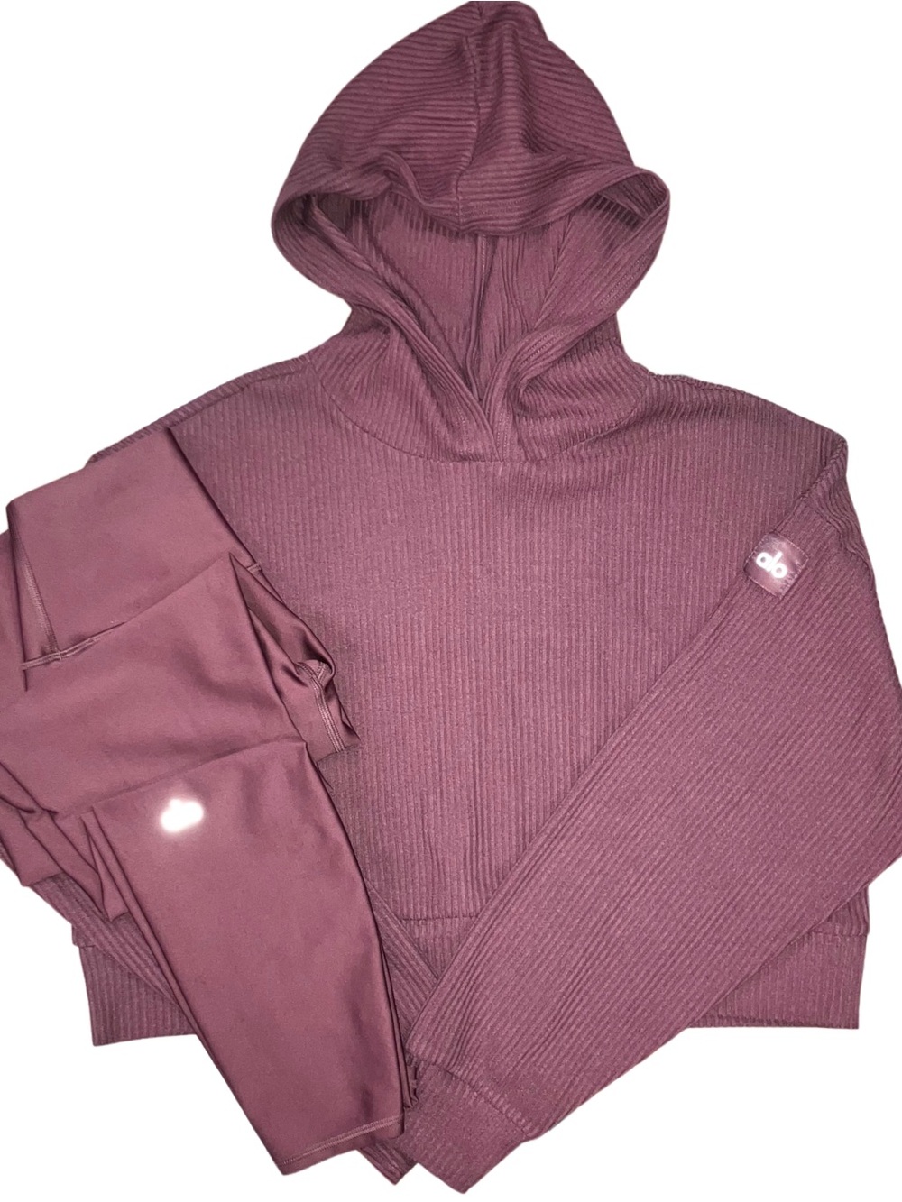 Alo Yoga Muse Ribbed Cropped Hoodie 7/8 Airlift Legging Set Burgundy Truffle M
